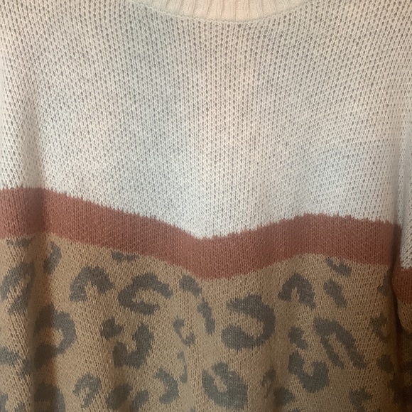 Pink Lily Sweater - Picture 3 of 5